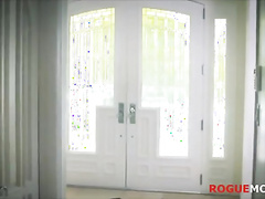 INTERRACIAL INTERACTION- step MOMMY DAUGHTER BF